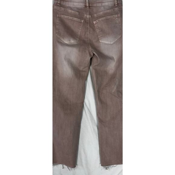 Grace & Lace Size 6 Mel's Fave Distressed Cropped Straight Leg Colored Jeans - Picture 5 of 6